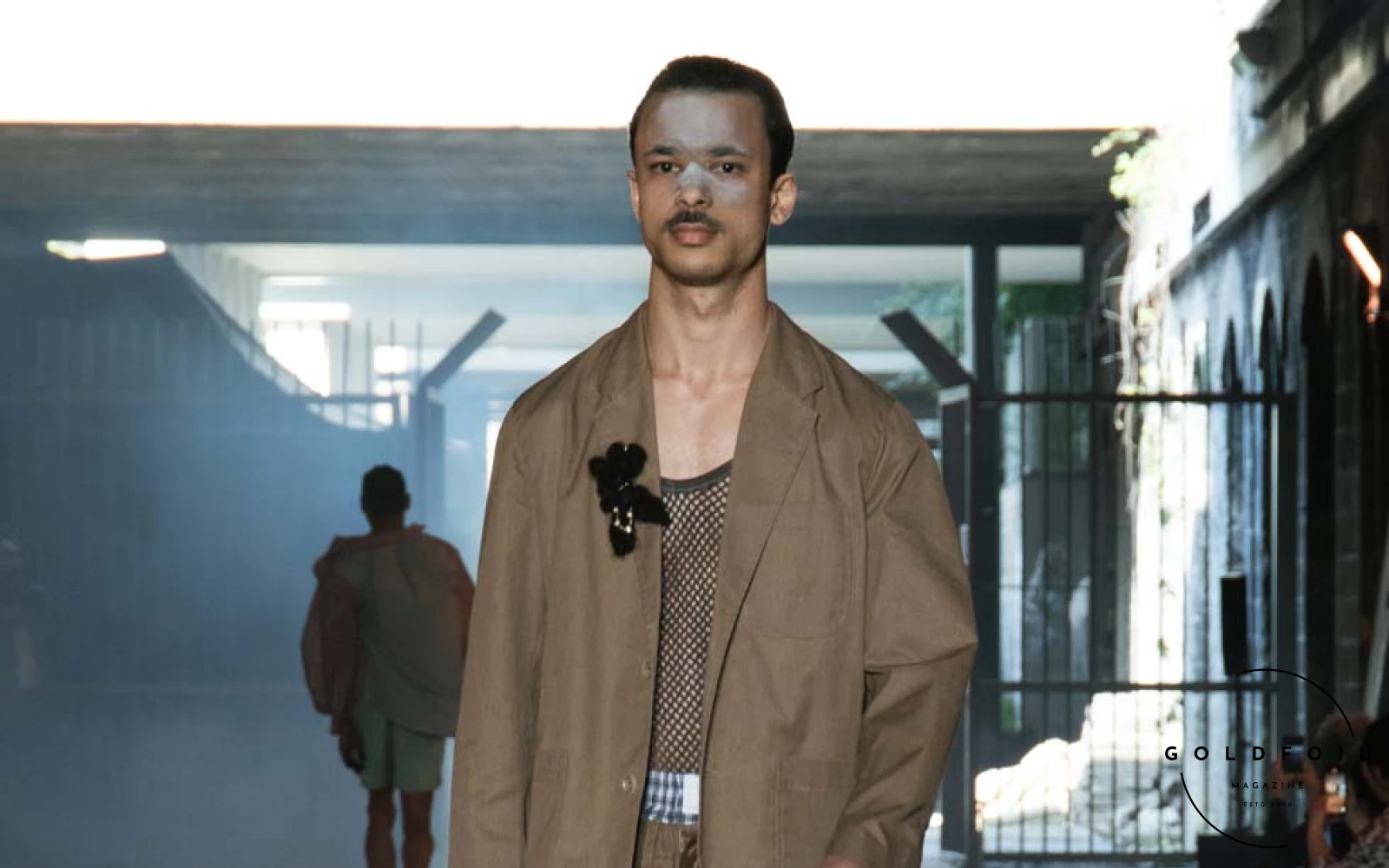 C.R.E.O.L.E is a manifesto exploring the heritage and future potential of the Creole community and diaspora. The brand challenges traditional gender norms by reimagining the typical men's wardrobe with unisex codes, delicate techniques, and workwear silhouettes. It aims to express Creole culture beyond the usual associations with tourism, music, or entertainment, offering a perspective shaped by historical, social, and political contexts. C.R.E.O.L.E seeks to de-exoticize the narrative around Creole identity, presenting it with a delicate queer sensibility. This expression of identities aims to welcome the world with new perspectives and consciousness. C.R.E.O.L.E is a manifesto exploring the heritage and future potential of the Creole community and diaspora. The brand challenges traditional gender norms by reimagining the typical men's wardrobe with unisex codes, delicate techniques, and workwear silhouettes. It aims to express Creole culture beyond the usual associations with tourism, music, or entertainment, offering a perspective shaped by historical, social, and political contexts. C.R.E.O.L.E seeks to de-exoticize the narrative around Creole identity, presenting it with a delicate queer sensibility. This expression of identities aims to welcome the world with new perspectives and consciousness.