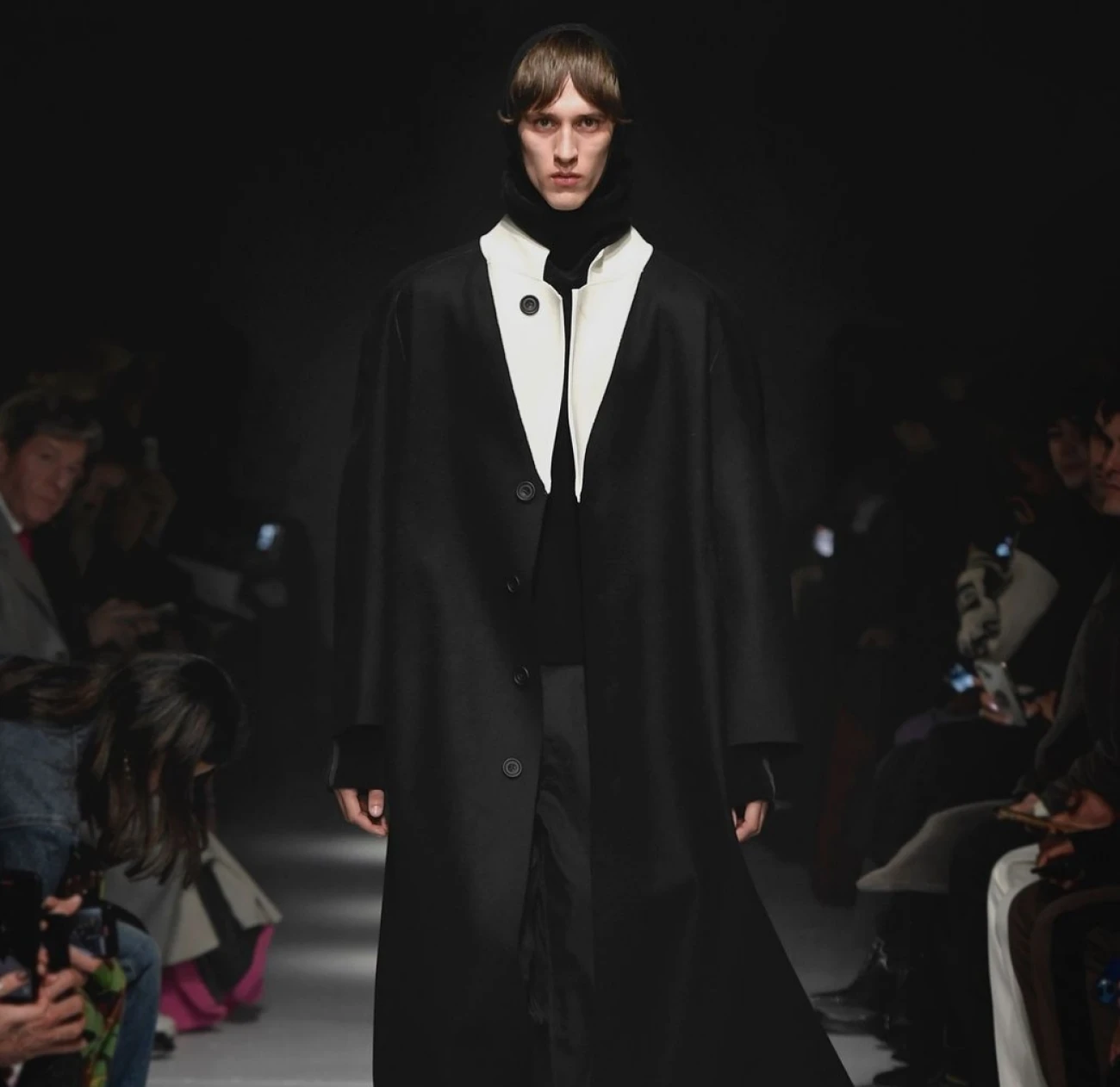 DERRICK is a rising fashion brand celebrated for its bold and innovative designs that push the boundaries of conventional menswear. The brand focuses on modern tailoring, unique fabrics, and a forward-thinking aesthetic.