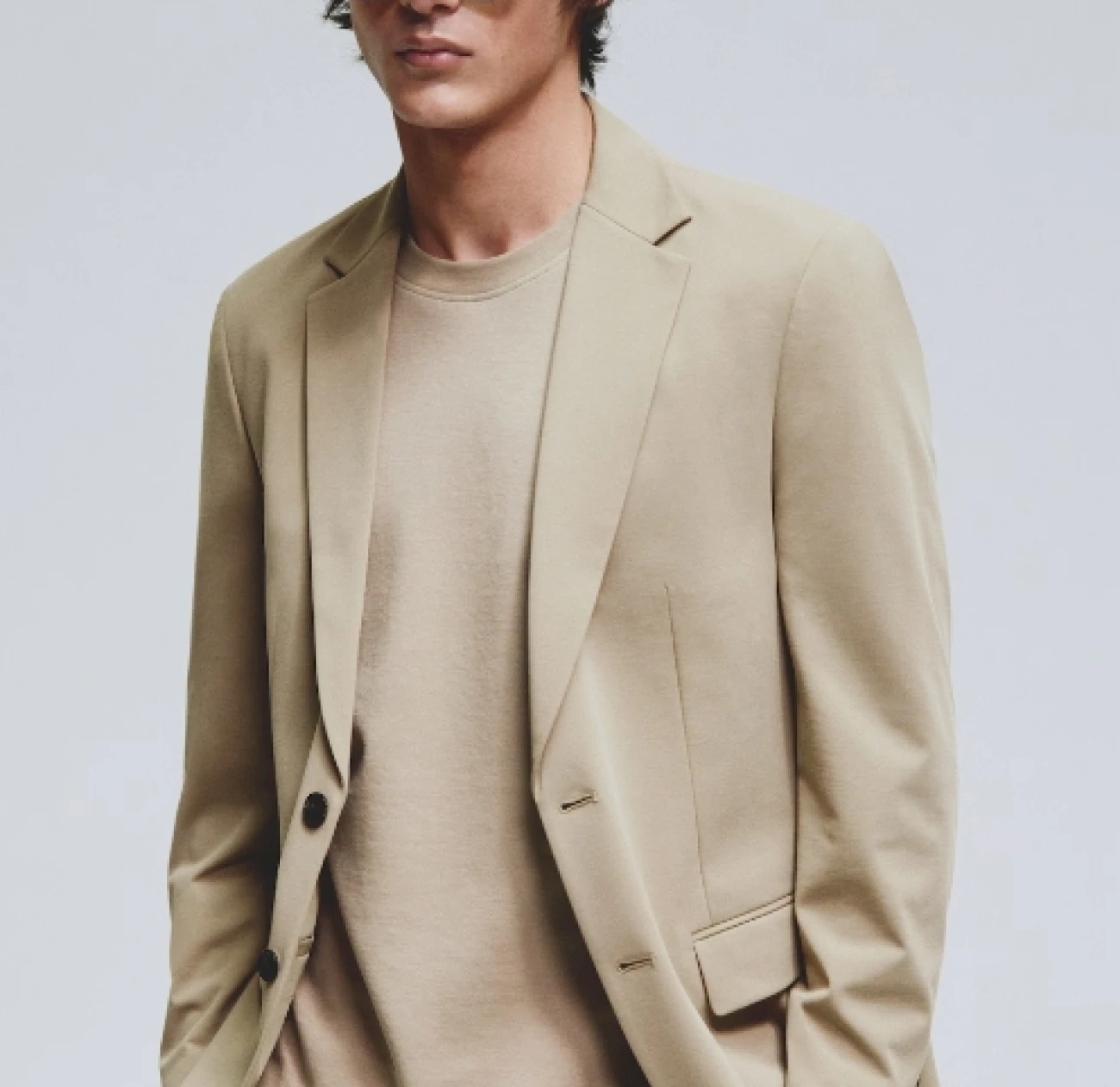 Slim-fit suit jacket