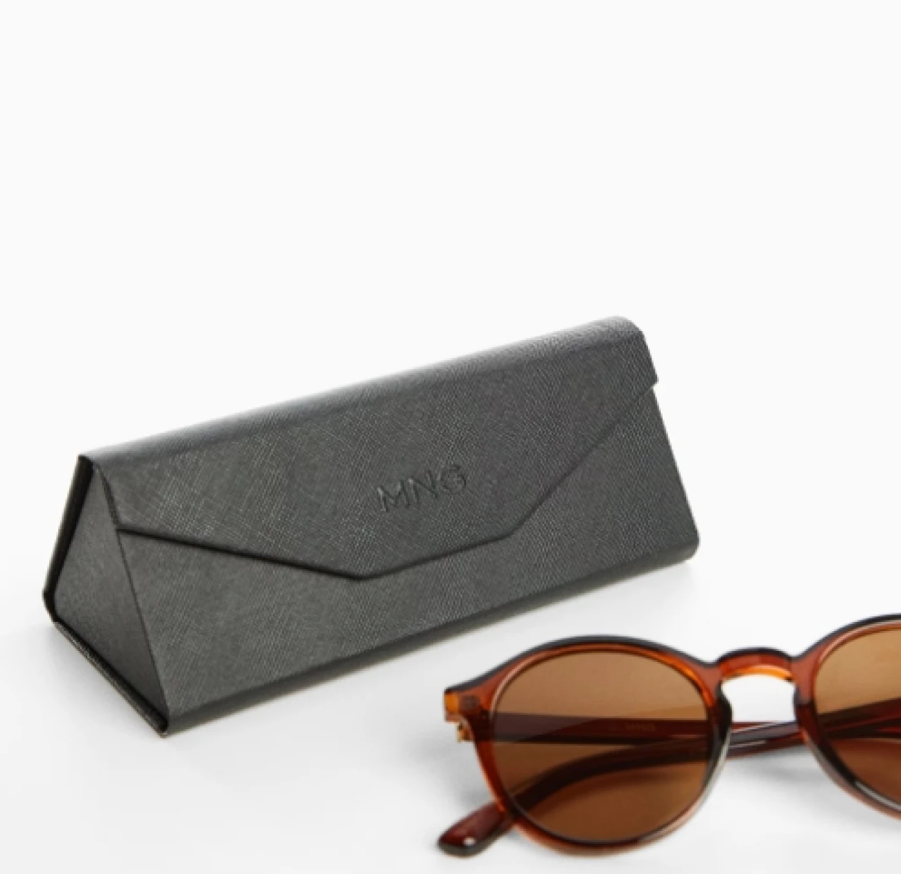 sunglasses currently on more than 70% off sale discount from Mango store fashion for men and women on a seasonal discount in the uk