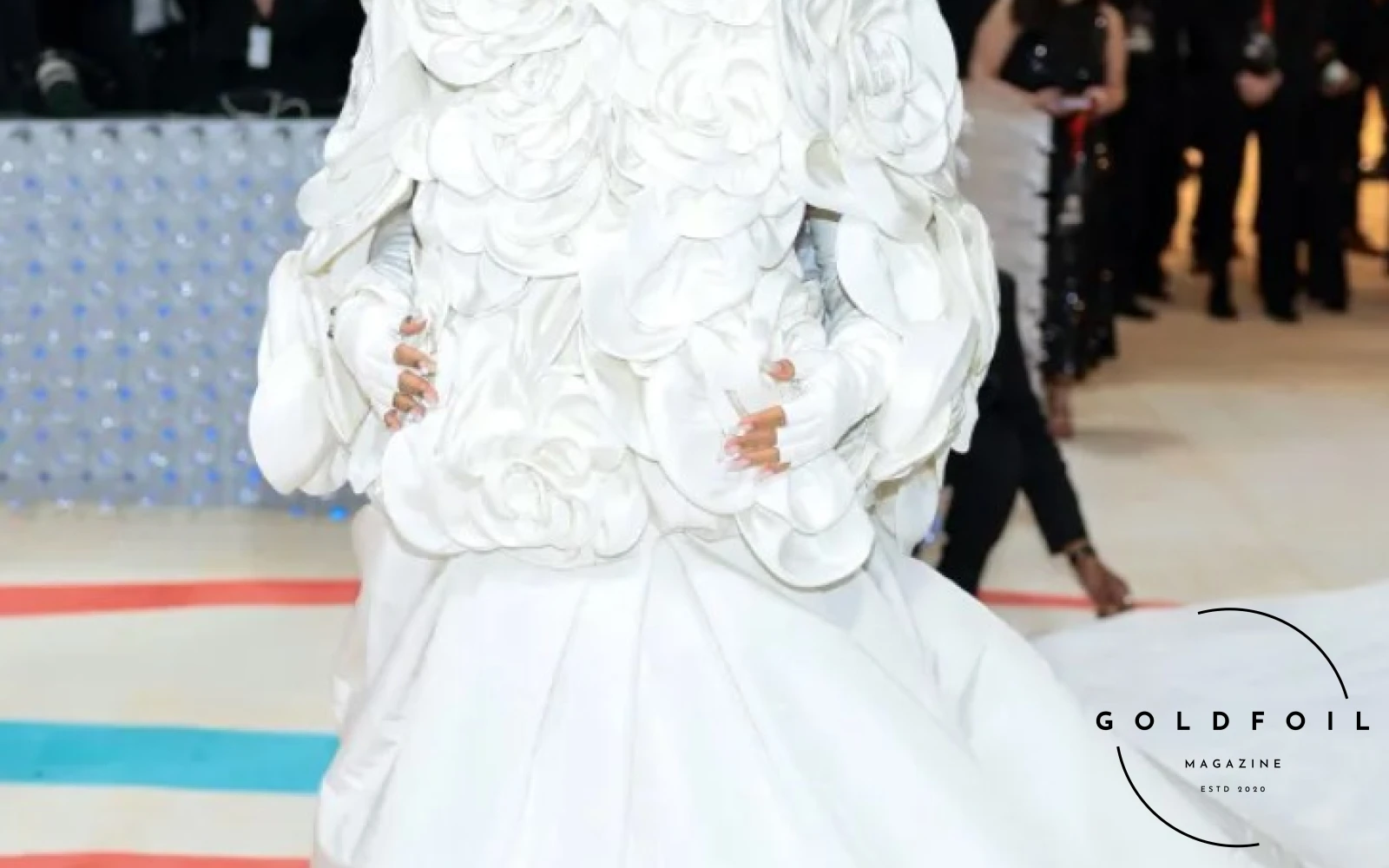 Rihanna Wearing a custom Valentino white gown at the MEt gala 2023 Rihanna Wearing a custom Valentino white gown at the MEt gala 2023