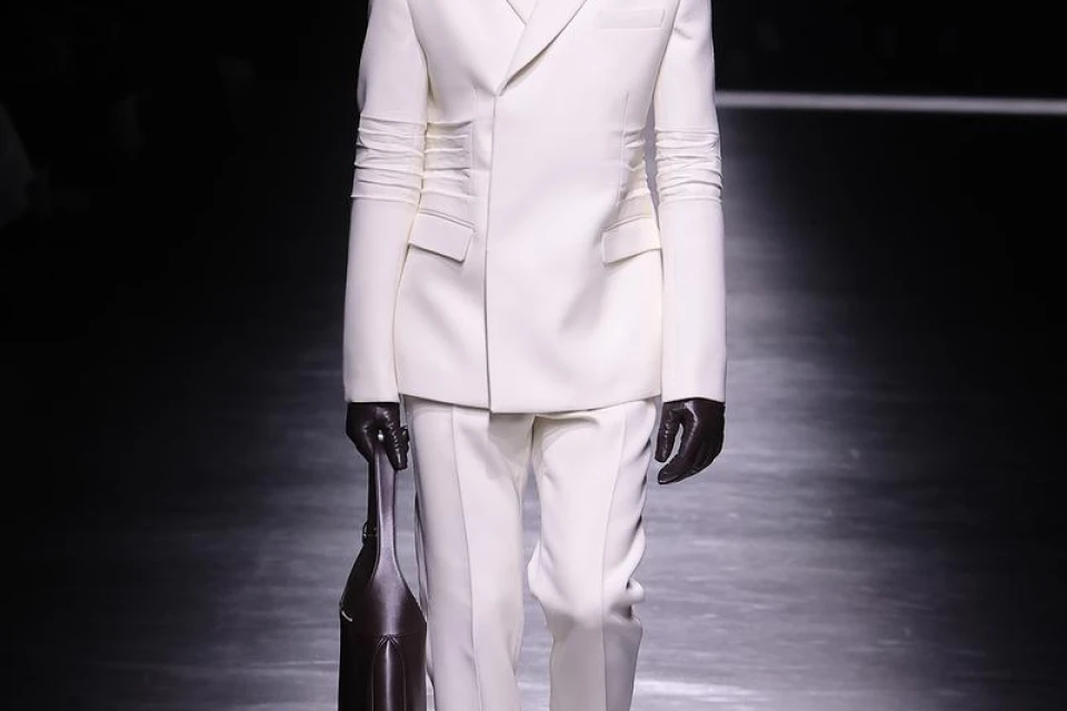 Sabato De Sarno Presented His First Gucci Menswear Collection Sabato De Sarno Presented His First Gucci Menswear Collection