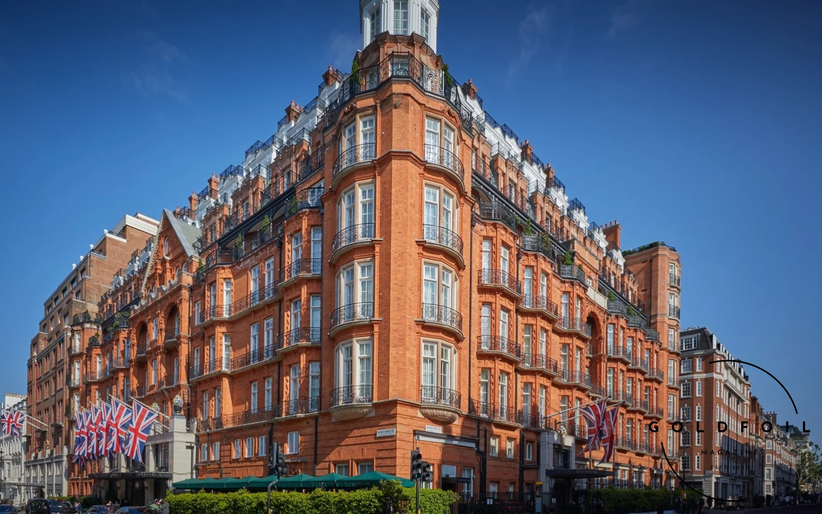 Claridge's is one of the oldest hotels in London and it offers a wide variety of activities and luxurious accommodations. This photo showcases the exterior of the hotel on a sunny day Claridge's is one of the oldest hotels in London and it offers a wide variety of activities and luxurious accommodations. This photo showcases the exterior of the hotel on a sunny day