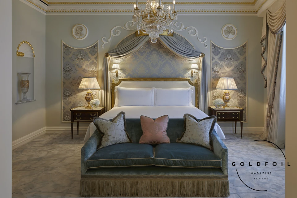 Claridges offers the epitome of luxury in London, indulge in the 5 star royalty experience at their beautiful suites Claridges offers the epitome of luxury in London, indulge in the 5 star royalty experience at their beautiful suites