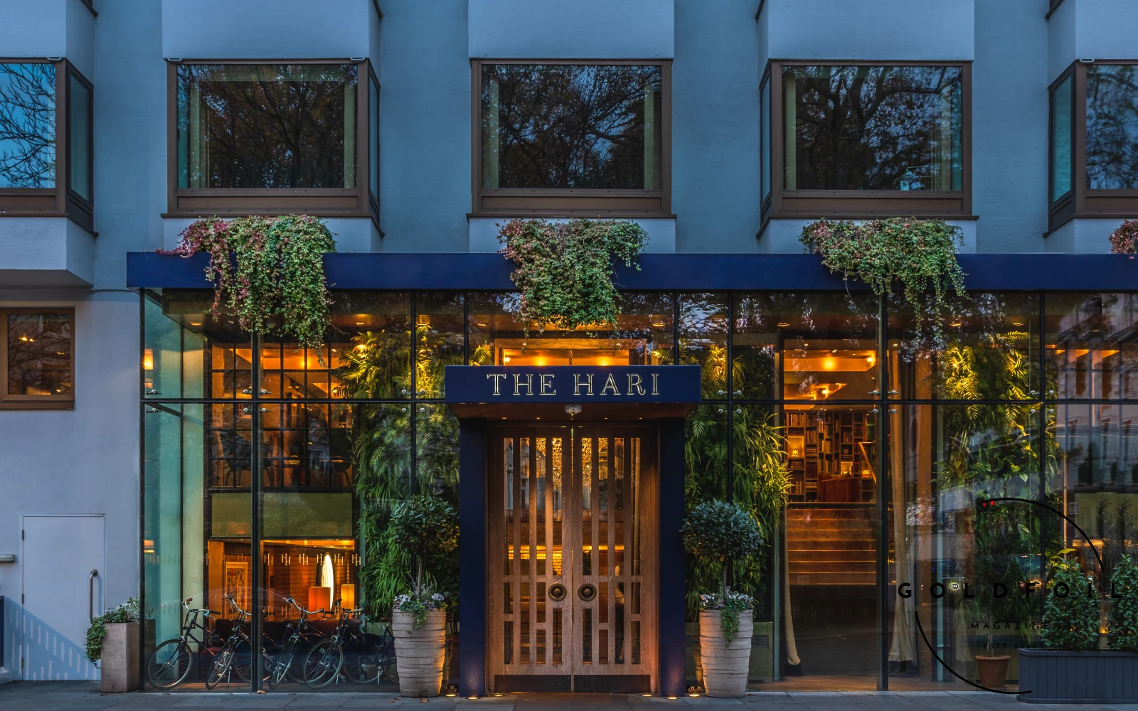 the hari hotel is beautifully tucked in on a quiet street just a 2 minute walk away from knightsbridge and the iconic harrods department store the hari hotel is beautifully tucked in on a quiet street just a 2 minute walk away from knightsbridge and the iconic harrods department store