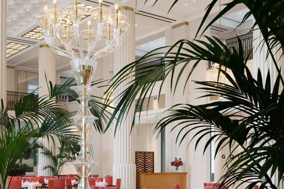 The Lobbyd of the peninsula hotel as pictured here features high ceilings and a great gatsby type of interior transporting you into a 20th century paradise of luxury The Lobbyd of the peninsula hotel as pictured here features high ceilings and a great gatsby type of interior transporting you into a 20th century paradise of luxury