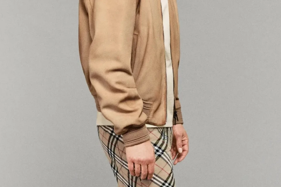 Burberry's Resort 2025 Collection Burberry's Resort 2025 Collection