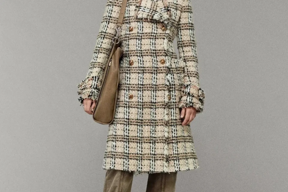 Burberry's Resort 2025 Collection Burberry's Resort 2025 Collection