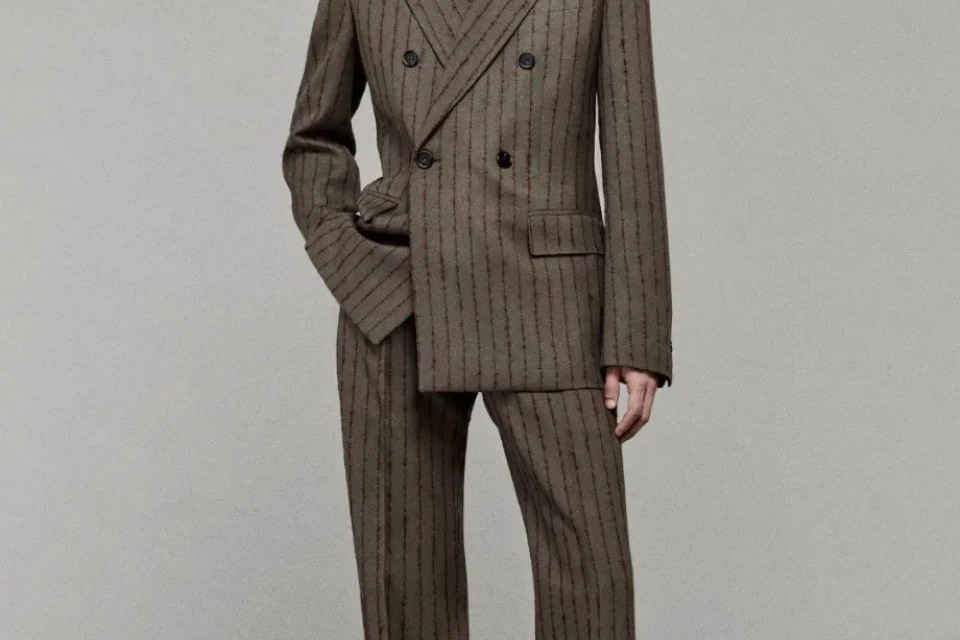 Burberry's Resort 2025 Collection Burberry's Resort 2025 Collection