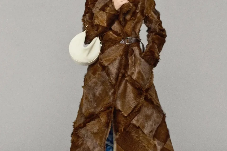 Burberry's Resort 2025 Collection Burberry's Resort 2025 Collection