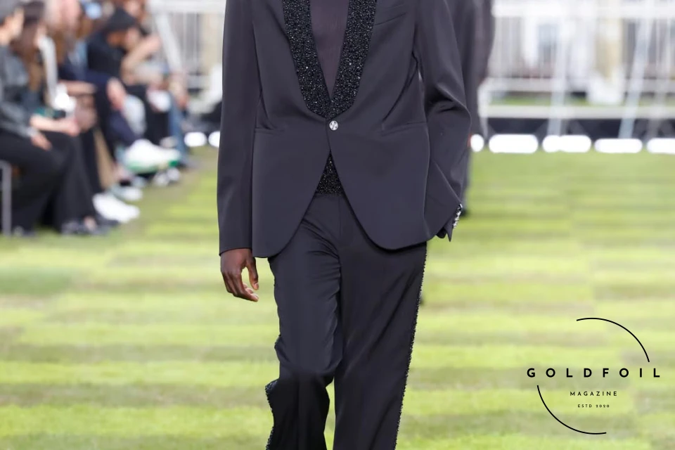 The Louis Vuitton Spring/Summer 2025 is one for the history books. While many were wondering whether the creativity in the brand had reached its peak, we just discovered that there is more and Pharrell is only just getting started. One could argue this, is perhaps one of the designer’s strongest collections we have seen thus far, and how else? The message is endearing and important - it is a message of unity, calling the consumer a citizen of the planet without boundaries. This pulls the focus away from the hype fashion we have been seeing since 2016 and goes to the more classic approach of traditional tailoring and timeless silhouettes but reimagined - new prints, materials, and don’t even get us started on the ACCESSORIES this season! The runway comes packed with new ideas and a lesson or two on styling. The Louis Vuitton Spring/Summer 2025 is one for the history books. While many were wondering whether the creativity in the brand had reached its peak, we just discovered that there is more and Pharrell is only just getting started. One could argue this, is perhaps one of the designer’s strongest collections we have seen thus far, and how else? The message is endearing and important - it is a message of unity, calling the consumer a citizen of the planet without boundaries. This pulls the focus away from the hype fashion we have been seeing since 2016 and goes to the more classic approach of traditional tailoring and timeless silhouettes but reimagined - new prints, materials, and don’t even get us started on the ACCESSORIES this season! The runway comes packed with new ideas and a lesson or two on styling.