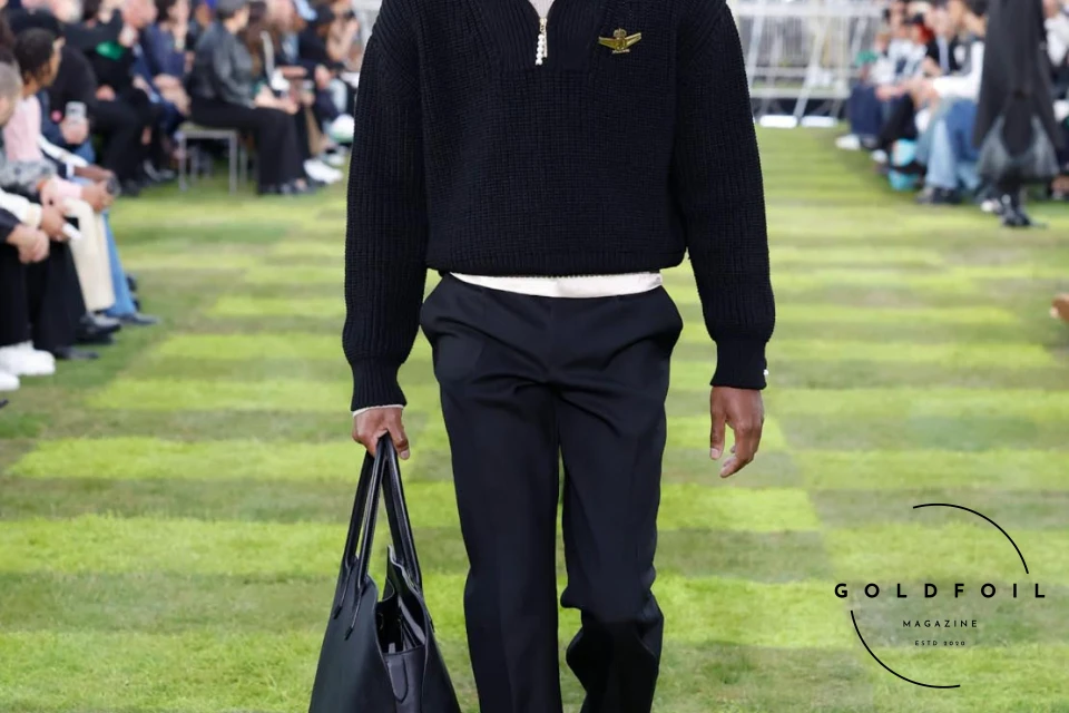 The Louis Vuitton Spring/Summer 2025 is one for the history books. While many were wondering whether the creativity in the brand had reached its peak, we just discovered that there is more and Pharrell is only just getting started. One could argue this, is perhaps one of the designer’s strongest collections we have seen thus far, and how else? The message is endearing and important - it is a message of unity, calling the consumer a citizen of the planet without boundaries. This pulls the focus away from the hype fashion we have been seeing since 2016 and goes to the more classic approach of traditional tailoring and timeless silhouettes but reimagined - new prints, materials, and don’t even get us started on the ACCESSORIES this season! The runway comes packed with new ideas and a lesson or two on styling. The Louis Vuitton Spring/Summer 2025 is one for the history books. While many were wondering whether the creativity in the brand had reached its peak, we just discovered that there is more and Pharrell is only just getting started. One could argue this, is perhaps one of the designer’s strongest collections we have seen thus far, and how else? The message is endearing and important - it is a message of unity, calling the consumer a citizen of the planet without boundaries. This pulls the focus away from the hype fashion we have been seeing since 2016 and goes to the more classic approach of traditional tailoring and timeless silhouettes but reimagined - new prints, materials, and don’t even get us started on the ACCESSORIES this season! The runway comes packed with new ideas and a lesson or two on styling.