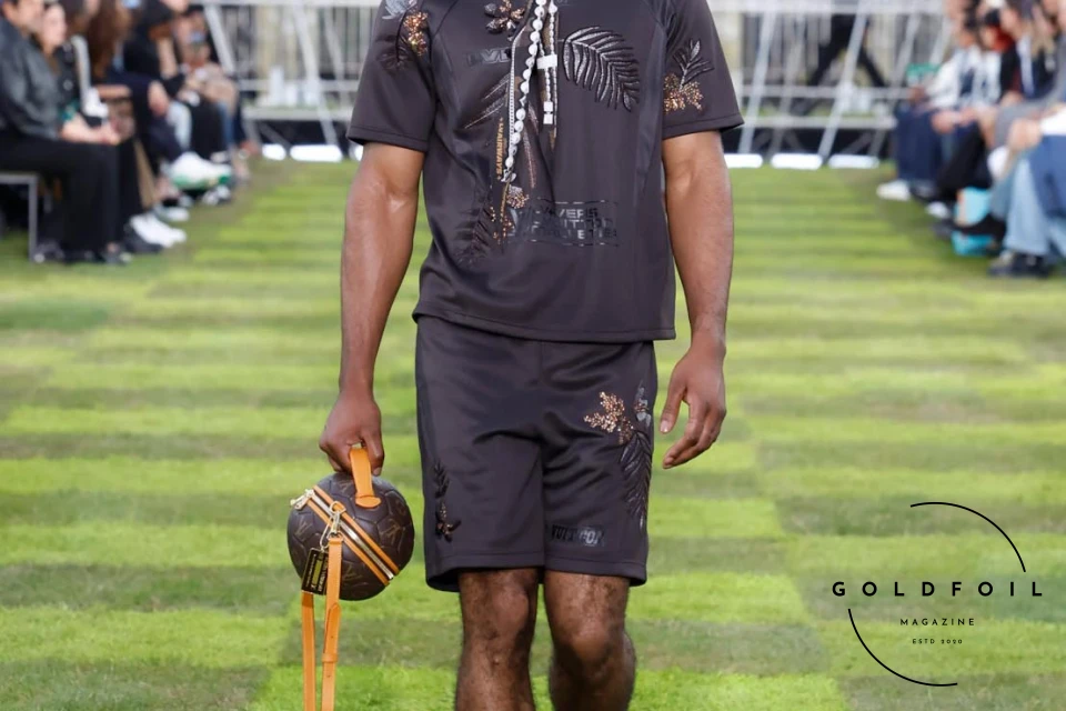 The Louis Vuitton Spring/Summer 2025 is one for the history books. While many were wondering whether the creativity in the brand had reached its peak, we just discovered that there is more and Pharrell is only just getting started. One could argue this, is perhaps one of the designer’s strongest collections we have seen thus far, and how else? The message is endearing and important - it is a message of unity, calling the consumer a citizen of the planet without boundaries. This pulls the focus away from the hype fashion we have been seeing since 2016 and goes to the more classic approach of traditional tailoring and timeless silhouettes but reimagined - new prints, materials, and don’t even get us started on the ACCESSORIES this season! The runway comes packed with new ideas and a lesson or two on styling. The Louis Vuitton Spring/Summer 2025 is one for the history books. While many were wondering whether the creativity in the brand had reached its peak, we just discovered that there is more and Pharrell is only just getting started. One could argue this, is perhaps one of the designer’s strongest collections we have seen thus far, and how else? The message is endearing and important - it is a message of unity, calling the consumer a citizen of the planet without boundaries. This pulls the focus away from the hype fashion we have been seeing since 2016 and goes to the more classic approach of traditional tailoring and timeless silhouettes but reimagined - new prints, materials, and don’t even get us started on the ACCESSORIES this season! The runway comes packed with new ideas and a lesson or two on styling.