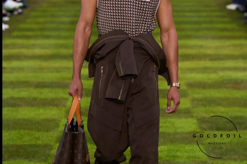 The Louis Vuitton Spring/Summer 2025 is one for the history books. While many were wondering whether the creativity in the brand had reached its peak, we just discovered that there is more and Pharrell is only just getting started. One could argue this, is perhaps one of the designer’s strongest collections we have seen thus far, and how else? The message is endearing and important - it is a message of unity, calling the consumer a citizen of the planet without boundaries. This pulls the focus away from the hype fashion we have been seeing since 2016 and goes to the more classic approach of traditional tailoring and timeless silhouettes but reimagined - new prints, materials, and don’t even get us started on the ACCESSORIES this season! The runway comes packed with new ideas and a lesson or two on styling. The Louis Vuitton Spring/Summer 2025 is one for the history books. While many were wondering whether the creativity in the brand had reached its peak, we just discovered that there is more and Pharrell is only just getting started. One could argue this, is perhaps one of the designer’s strongest collections we have seen thus far, and how else? The message is endearing and important - it is a message of unity, calling the consumer a citizen of the planet without boundaries. This pulls the focus away from the hype fashion we have been seeing since 2016 and goes to the more classic approach of traditional tailoring and timeless silhouettes but reimagined - new prints, materials, and don’t even get us started on the ACCESSORIES this season! The runway comes packed with new ideas and a lesson or two on styling.