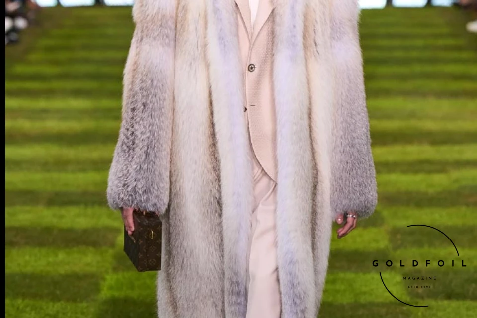 The Louis Vuitton Spring/Summer 2025 is one for the history books. While many were wondering whether the creativity in the brand had reached its peak, we just discovered that there is more and Pharrell is only just getting started. One could argue this, is perhaps one of the designer’s strongest collections we have seen thus far, and how else? The message is endearing and important - it is a message of unity, calling the consumer a citizen of the planet without boundaries. This pulls the focus away from the hype fashion we have been seeing since 2016 and goes to the more classic approach of traditional tailoring and timeless silhouettes but reimagined - new prints, materials, and don’t even get us started on the ACCESSORIES this season! The runway comes packed with new ideas and a lesson or two on styling. The Louis Vuitton Spring/Summer 2025 is one for the history books. While many were wondering whether the creativity in the brand had reached its peak, we just discovered that there is more and Pharrell is only just getting started. One could argue this, is perhaps one of the designer’s strongest collections we have seen thus far, and how else? The message is endearing and important - it is a message of unity, calling the consumer a citizen of the planet without boundaries. This pulls the focus away from the hype fashion we have been seeing since 2016 and goes to the more classic approach of traditional tailoring and timeless silhouettes but reimagined - new prints, materials, and don’t even get us started on the ACCESSORIES this season! The runway comes packed with new ideas and a lesson or two on styling.