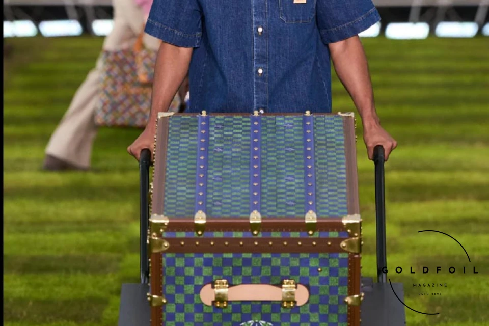 The Louis Vuitton Spring/Summer 2025 is one for the history books. While many were wondering whether the creativity in the brand had reached its peak, we just discovered that there is more and Pharrell is only just getting started. One could argue this, is perhaps one of the designer’s strongest collections we have seen thus far, and how else? The message is endearing and important - it is a message of unity, calling the consumer a citizen of the planet without boundaries. This pulls the focus away from the hype fashion we have been seeing since 2016 and goes to the more classic approach of traditional tailoring and timeless silhouettes but reimagined - new prints, materials, and don’t even get us started on the ACCESSORIES this season! The runway comes packed with new ideas and a lesson or two on styling. The Louis Vuitton Spring/Summer 2025 is one for the history books. While many were wondering whether the creativity in the brand had reached its peak, we just discovered that there is more and Pharrell is only just getting started. One could argue this, is perhaps one of the designer’s strongest collections we have seen thus far, and how else? The message is endearing and important - it is a message of unity, calling the consumer a citizen of the planet without boundaries. This pulls the focus away from the hype fashion we have been seeing since 2016 and goes to the more classic approach of traditional tailoring and timeless silhouettes but reimagined - new prints, materials, and don’t even get us started on the ACCESSORIES this season! The runway comes packed with new ideas and a lesson or two on styling.