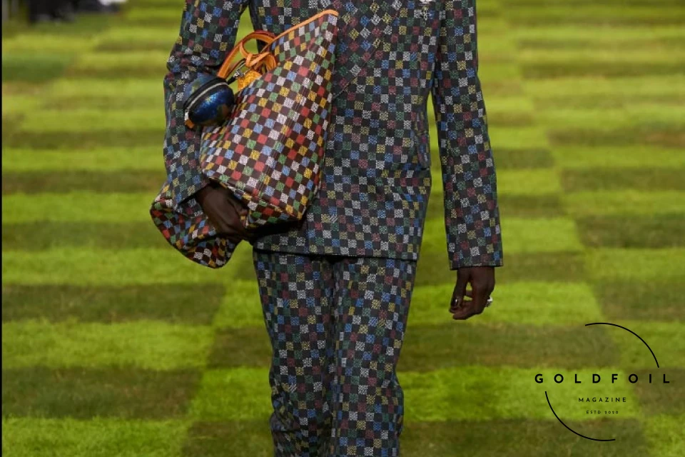 The Louis Vuitton Spring/Summer 2025 is one for the history books. While many were wondering whether the creativity in the brand had reached its peak, we just discovered that there is more and Pharrell is only just getting started. One could argue this, is perhaps one of the designer’s strongest collections we have seen thus far, and how else? The message is endearing and important - it is a message of unity, calling the consumer a citizen of the planet without boundaries. This pulls the focus away from the hype fashion we have been seeing since 2016 and goes to the more classic approach of traditional tailoring and timeless silhouettes but reimagined - new prints, materials, and don’t even get us started on the ACCESSORIES this season! The runway comes packed with new ideas and a lesson or two on styling. The Louis Vuitton Spring/Summer 2025 is one for the history books. While many were wondering whether the creativity in the brand had reached its peak, we just discovered that there is more and Pharrell is only just getting started. One could argue this, is perhaps one of the designer’s strongest collections we have seen thus far, and how else? The message is endearing and important - it is a message of unity, calling the consumer a citizen of the planet without boundaries. This pulls the focus away from the hype fashion we have been seeing since 2016 and goes to the more classic approach of traditional tailoring and timeless silhouettes but reimagined - new prints, materials, and don’t even get us started on the ACCESSORIES this season! The runway comes packed with new ideas and a lesson or two on styling.