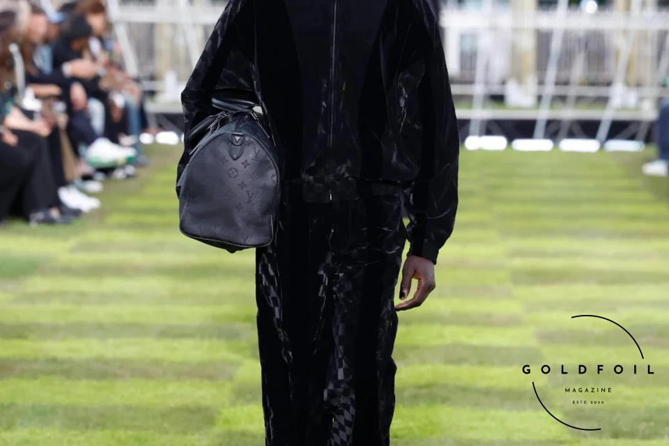 The Louis Vuitton Spring/Summer 2025 is one for the history books. While many were wondering whether the creativity in the brand had reached its peak, we just discovered that there is more and Pharrell is only just getting started. One could argue this, is perhaps one of the designer’s strongest collections we have seen thus far, and how else? The message is endearing and important - it is a message of unity, calling the consumer a citizen of the planet without boundaries. This pulls the focus away from the hype fashion we have been seeing since 2016 and goes to the more classic approach of traditional tailoring and timeless silhouettes but reimagined - new prints, materials, and don’t even get us started on the ACCESSORIES this season! The runway comes packed with new ideas and a lesson or two on styling. The Louis Vuitton Spring/Summer 2025 is one for the history books. While many were wondering whether the creativity in the brand had reached its peak, we just discovered that there is more and Pharrell is only just getting started. One could argue this, is perhaps one of the designer’s strongest collections we have seen thus far, and how else? The message is endearing and important - it is a message of unity, calling the consumer a citizen of the planet without boundaries. This pulls the focus away from the hype fashion we have been seeing since 2016 and goes to the more classic approach of traditional tailoring and timeless silhouettes but reimagined - new prints, materials, and don’t even get us started on the ACCESSORIES this season! The runway comes packed with new ideas and a lesson or two on styling.