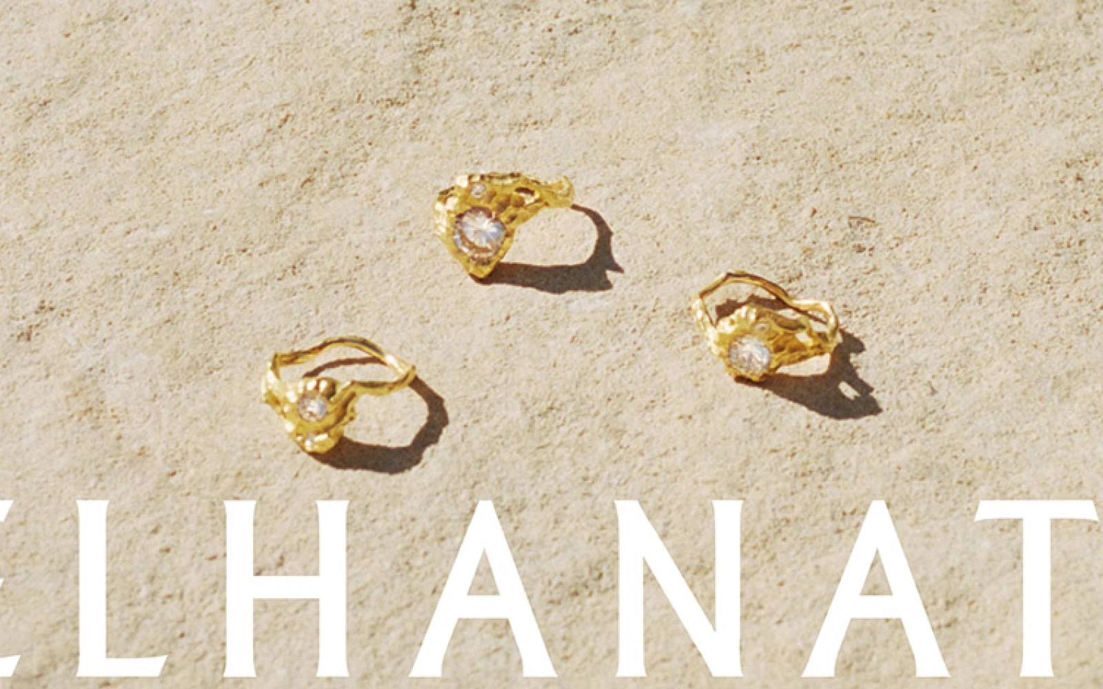 Elhanati combines Nordic minimalism with Middle Eastern opulence, resulting in jewellery that is both elegant and distinctively textured. Known for its focus on quality and artisanal craftsmanship, Elhanati’s designs offer a unique blend of simplicity and sophistication. Elhanati combines Nordic minimalism with Middle Eastern opulence, resulting in jewellery that is both elegant and distinctively textured. Known for its focus on quality and artisanal craftsmanship, Elhanati’s designs offer a unique blend of simplicity and sophistication.