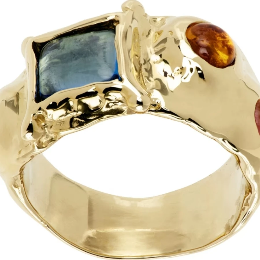 Mondo Mondo is celebrated for its eclectic and whimsical designs that often draw inspiration from art and vintage aesthetics. Known for using unconventional materials and techniques, Mondo Mondo’s jewellery exudes a playful yet sophisticated charm, making each piece a standout accessory. Mondo Mondo is celebrated for its eclectic and whimsical designs that often draw inspiration from art and vintage aesthetics. Known for using unconventional materials and techniques, Mondo Mondo’s jewellery exudes a playful yet sophisticated charm, making each piece a standout accessory.