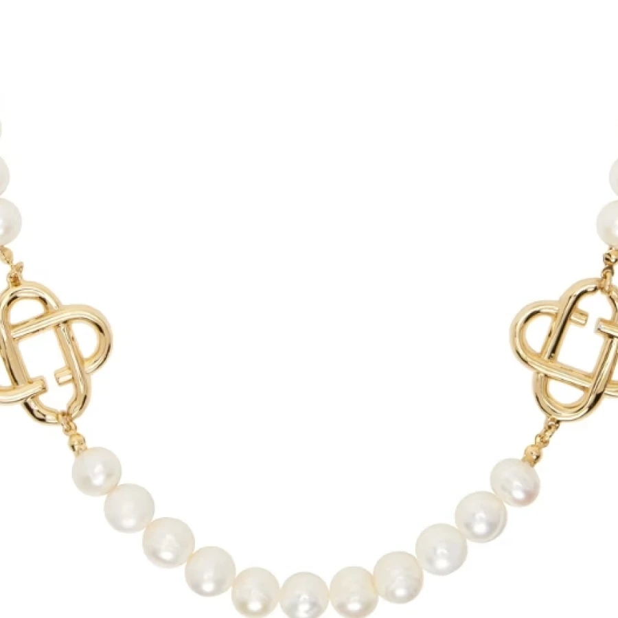 Casablanca combines luxury with a touch of the exotic, creating jewellery that evokes a sense of glamour and adventure. The brand’s designs often feature bold gemstones and intricate metalwork, reflecting a fusion of opulence and modern elegance that appeals to the contemporary fashionista. Casablanca combines luxury with a touch of the exotic, creating jewellery that evokes a sense of glamour and adventure. The brand’s designs often feature bold gemstones and intricate metalwork, reflecting a fusion of opulence and modern elegance that appeals to the contemporary fashionista.