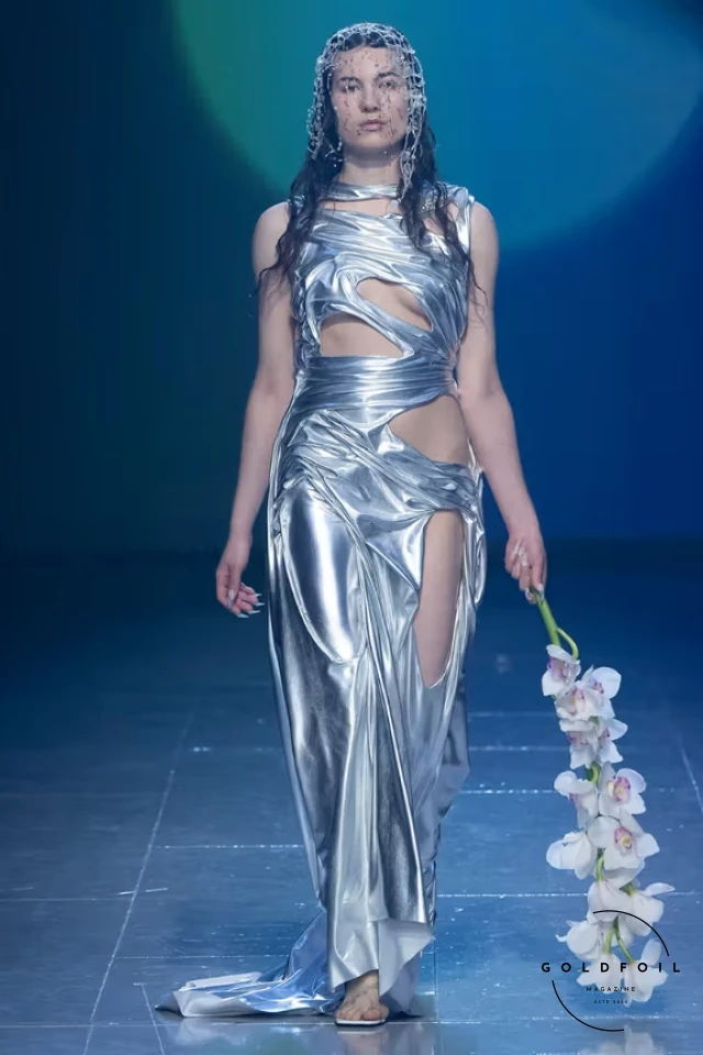 DI petsa returns to london fashion week for a stunning runway show, the designer is well known for her wet look aesthetic which is like a chiselled roman statue DI petsa returns to london fashion week for a stunning runway show, the designer is well known for her wet look aesthetic which is like a chiselled roman statue