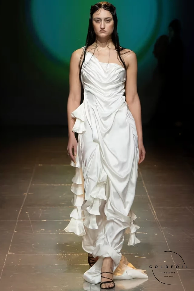 DI petsa returns to london fashion week for a stunning runway show, the designer is well known for her wet look aesthetic which is like a chiselled roman statue DI petsa returns to london fashion week for a stunning runway show, the designer is well known for her wet look aesthetic which is like a chiselled roman statue