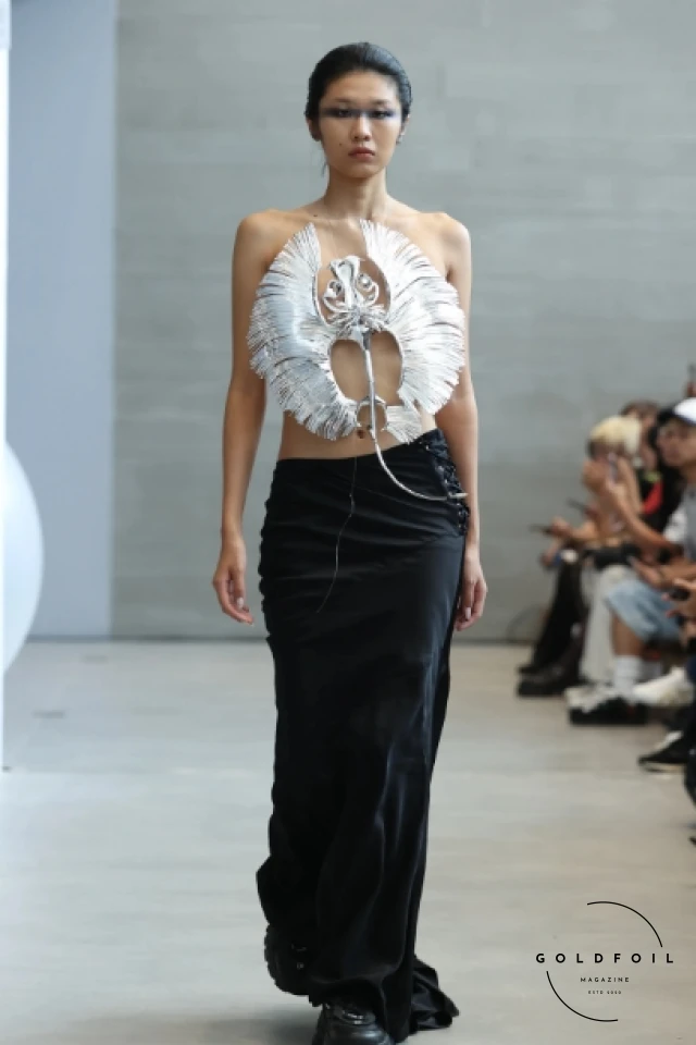 RAY CHU is a Taiwanese designer known for his avant-garde approach to fashion and his focus on gender-fluid designs. His collections often feature bold cuts, unique textures, and a fusion of Eastern and Western influences. RAY CHU is a Taiwanese designer known for his avant-garde approach to fashion and his focus on gender-fluid designs. His collections often feature bold cuts, unique textures, and a fusion of Eastern and Western influences.