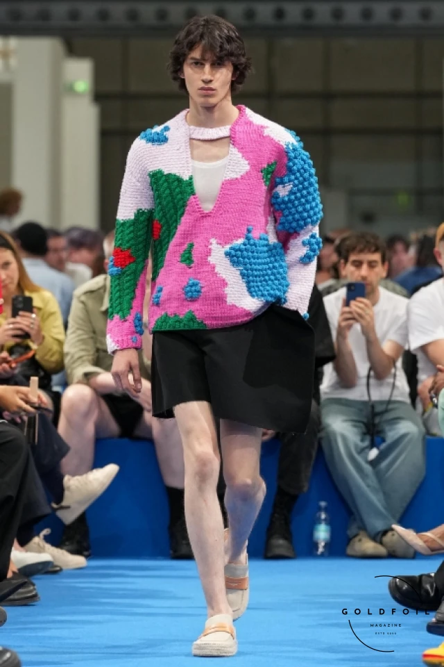 JW ANDERSON, founded by Jonathan Anderson, is known for its unique blend of avant-garde designs and wearable art. The brand often features experimental silhouettes, unexpected materials, and a strong focus on androgynous fashion. JW ANDERSON, founded by Jonathan Anderson, is known for its unique blend of avant-garde designs and wearable art. The brand often features experimental silhouettes, unexpected materials, and a strong focus on androgynous fashion.