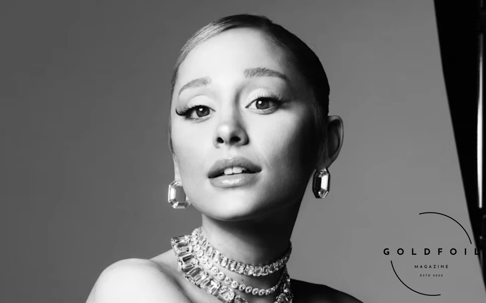 Ariana Grande is the new brand ambassador of the House of Swarovski. The iconic jewelry maker made a press statement Ariana Grande is the new brand ambassador of the House of Swarovski. The iconic jewelry maker made a press statement