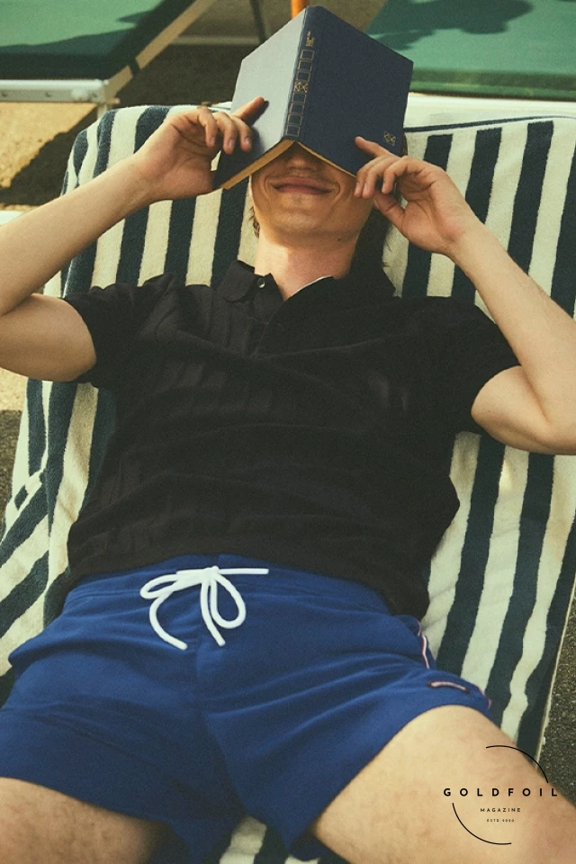 Paul & Shark's SS25 Riviera Capri collection dazzled Milan Fashion Week by capturing the essence of Capri's chic charm. Transforming the Terrazza Duomo into a Capri-inspired oasis, the collection featured ultra-light swim shorts, silk polos, and colorful linen shirts, highlighted by a Liberty of London print showcasing Capri’s iconic landscapes. The collection seamlessly merges luxury with the relaxed vibe of the Mediterranean, reflecting Paul & Shark's commitment to sustainability and style. The brand’s Milan debut, marked by an elegant rooftop setting and Neapolitan folk music, brought a taste of Capri’s sun-soaked allure to the fashion capital. Paul & Shark's SS25 Riviera Capri collection dazzled Milan Fashion Week by capturing the essence of Capri's chic charm. Transforming the Terrazza Duomo into a Capri-inspired oasis, the collection featured ultra-light swim shorts, silk polos, and colorful linen shirts, highlighted by a Liberty of London print showcasing Capri’s iconic landscapes. The collection seamlessly merges luxury with the relaxed vibe of the Mediterranean, reflecting Paul & Shark's commitment to sustainability and style. The brand’s Milan debut, marked by an elegant rooftop setting and Neapolitan folk music, brought a taste of Capri’s sun-soaked allure to the fashion capital.