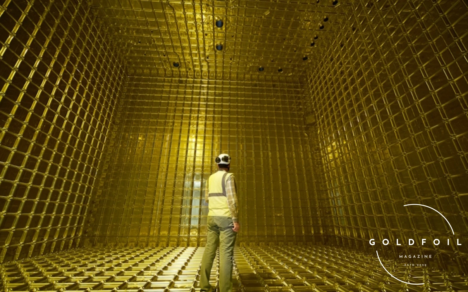 Royal Society Summer Science show, showing a museum exhibition visitor looking into a mirrored room Royal Society Summer Science show, showing a museum exhibition visitor looking into a mirrored room