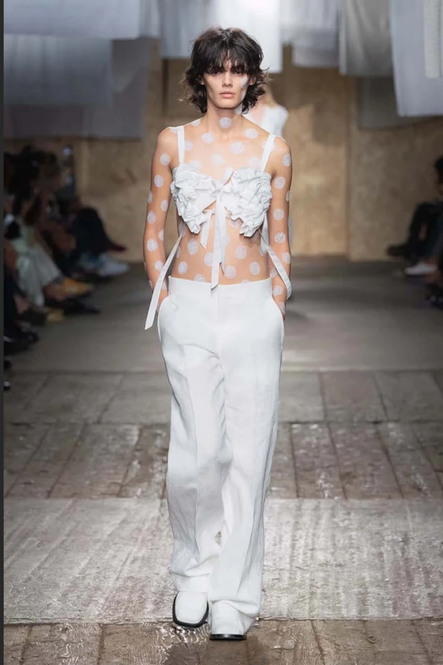 Moschino Spring/Summer 2025 Runway Show Moschino Spring/Summer 2025 Runway Show