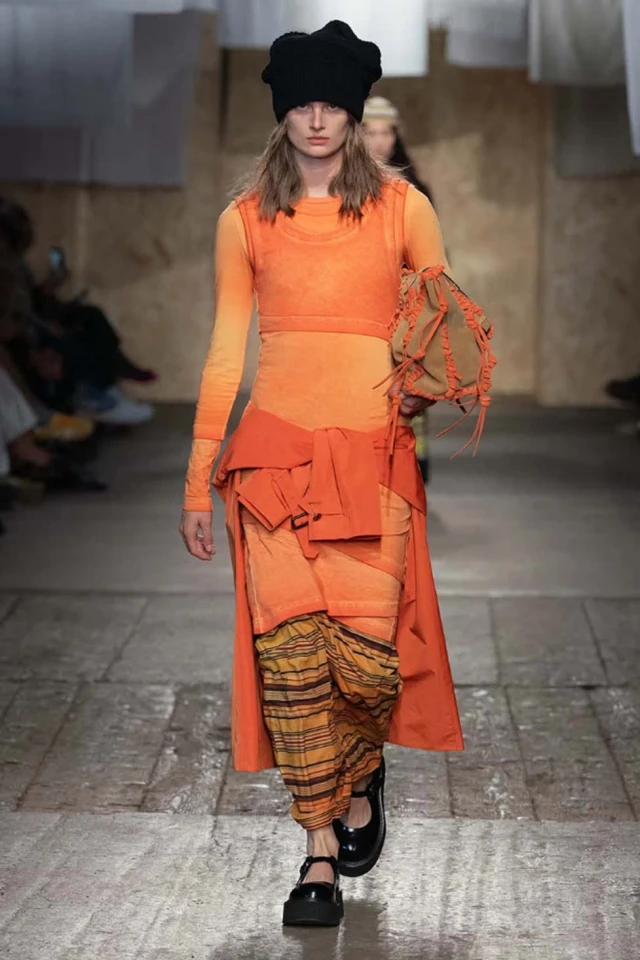 Moschino Spring/Summer 2025 Runway Show Moschino Spring/Summer 2025 Runway Show