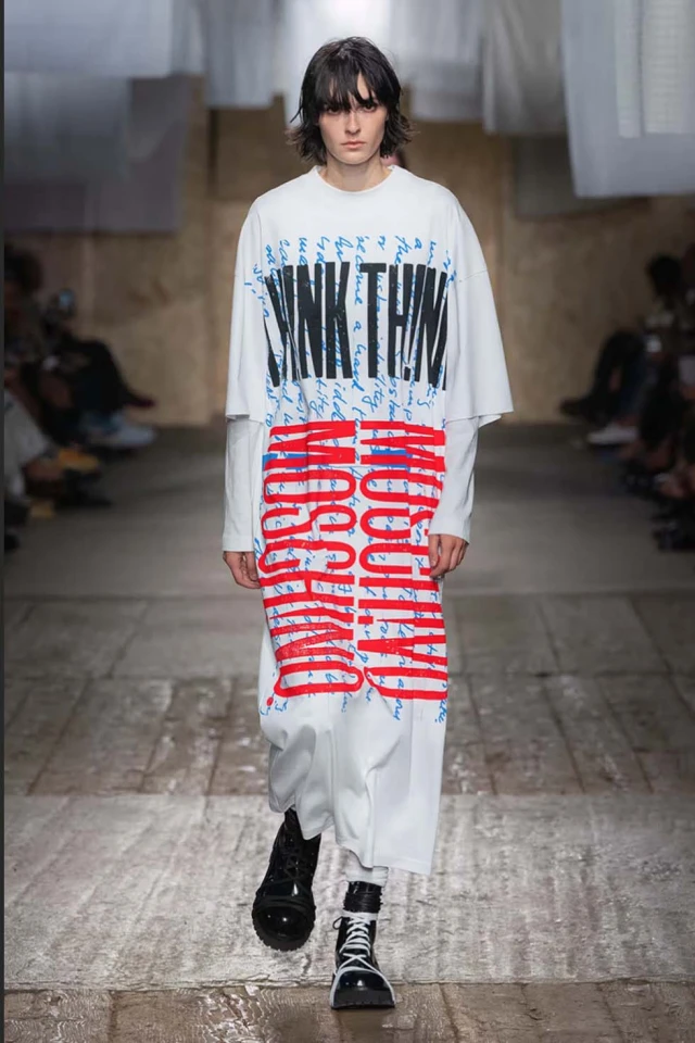 Moschino Spring/Summer 2025 Runway Show Moschino Spring/Summer 2025 Runway Show