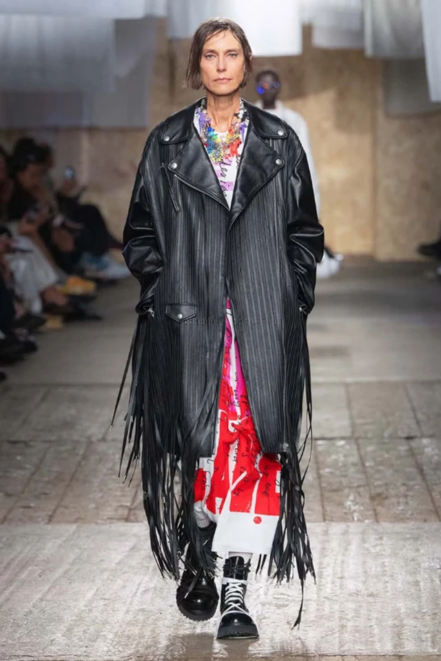 Moschino Spring/Summer 2025 Runway Show Moschino Spring/Summer 2025 Runway Show