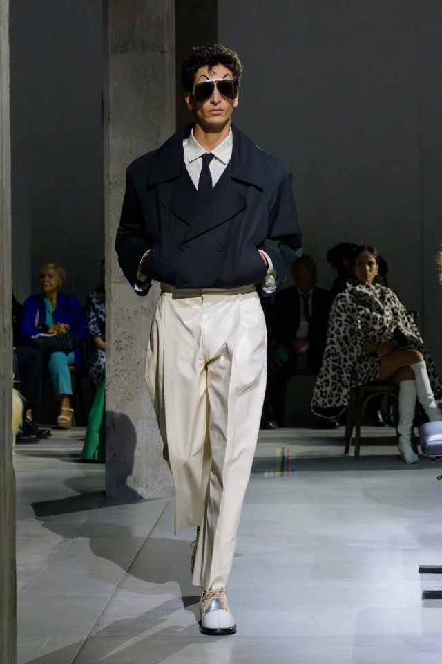 Marni Spring/Summer 2025 Runway Show Marni Spring/Summer 2025 Runway Show