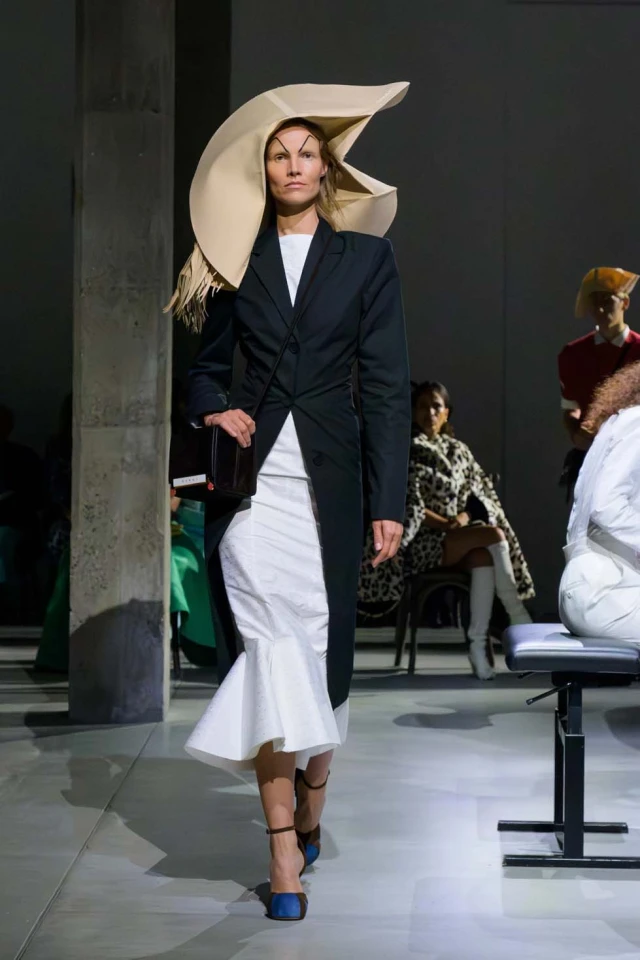 Marni Spring/Summer 2025 Runway Show Marni Spring/Summer 2025 Runway Show