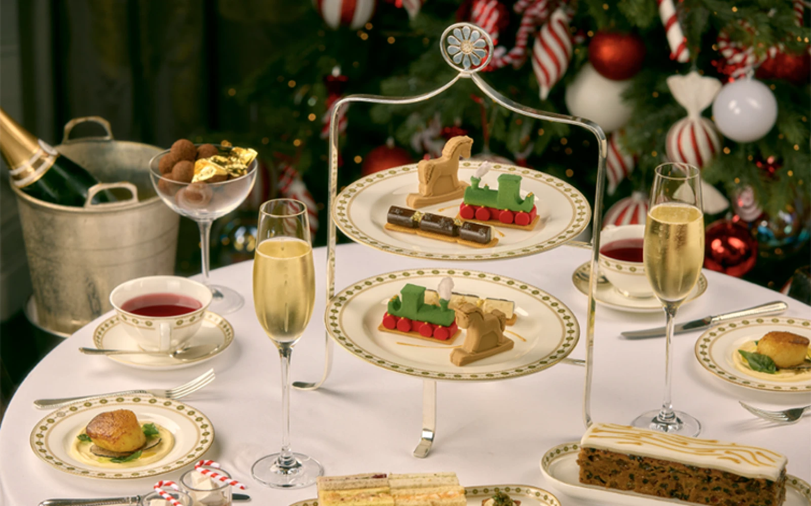Best Festive Afternoon Teas in London to Book for Christmas 2025 Best Festive Afternoon Teas in London to Book for Christmas 2025