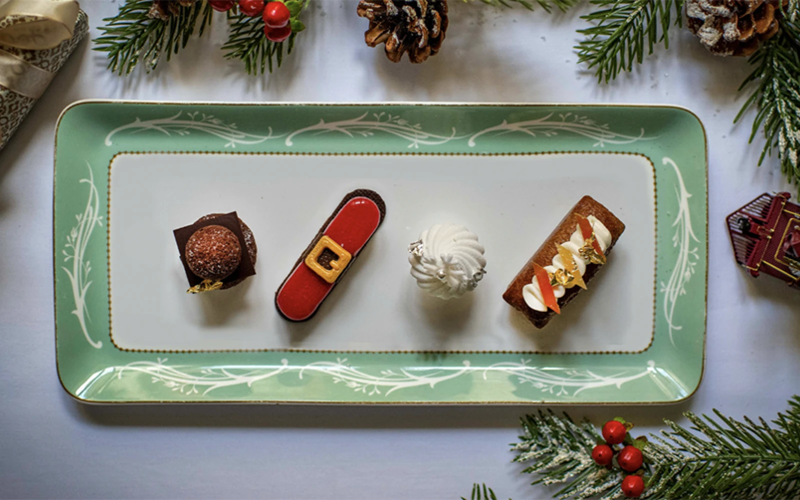 Best Festive Afternoon Teas in London to Book for Christmas 2025 Best Festive Afternoon Teas in London to Book for Christmas 2025