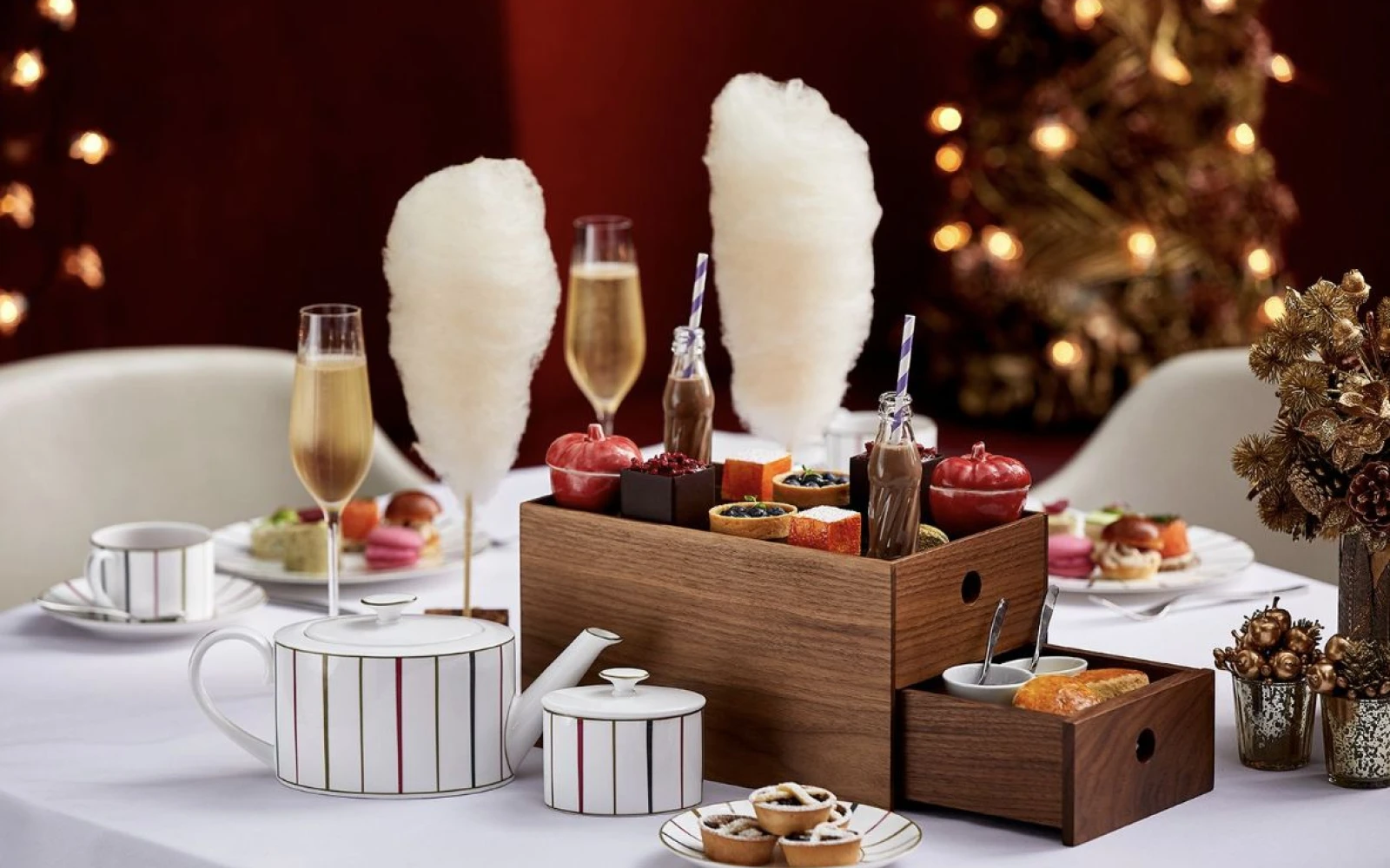Best Festive Afternoon Teas in London to Book for Christmas 2025 Best Festive Afternoon Teas in London to Book for Christmas 2025
