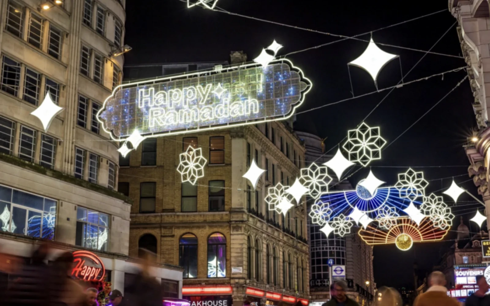 What To Do In London This Weekend: The Best Food, Shopping, And Cultural Experiences What To Do In London This Weekend: The Best Food, Shopping, And Cultural Experiences