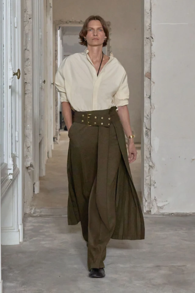 The Spring 2025 Fashion Style Guide: Grit, Lace, and a Little Bit of Chaos The Spring 2025 Fashion Style Guide: Grit, Lace, and a Little Bit of Chaos