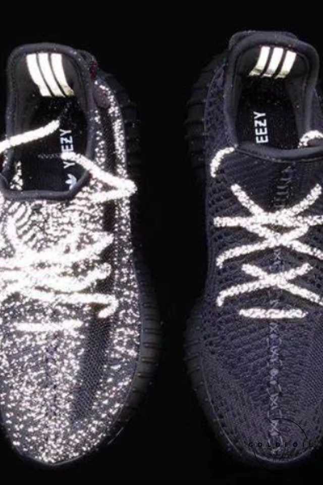 Yeezy x Adidas 2016 peak hype beast culture sneakers Boost 350 Yeezy x Adidas 2016 peak hype beast culture sneakers Boost 350