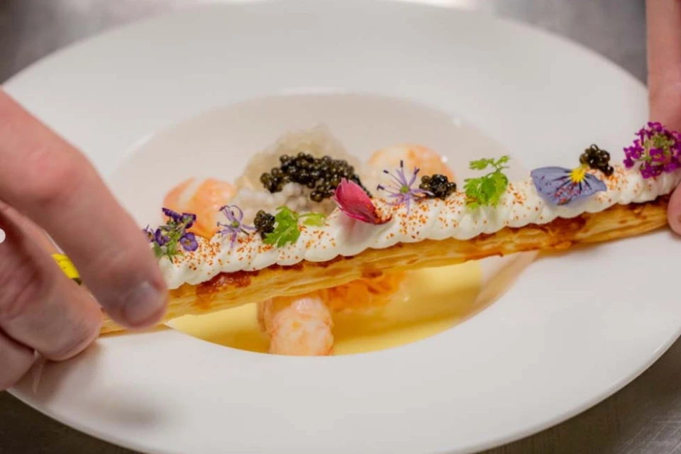 Chef Henry Brosi Brings Exclusive Masterclasses to The Lansdowne Club Chef Henry Brosi Brings Exclusive Masterclasses to The Lansdowne Club